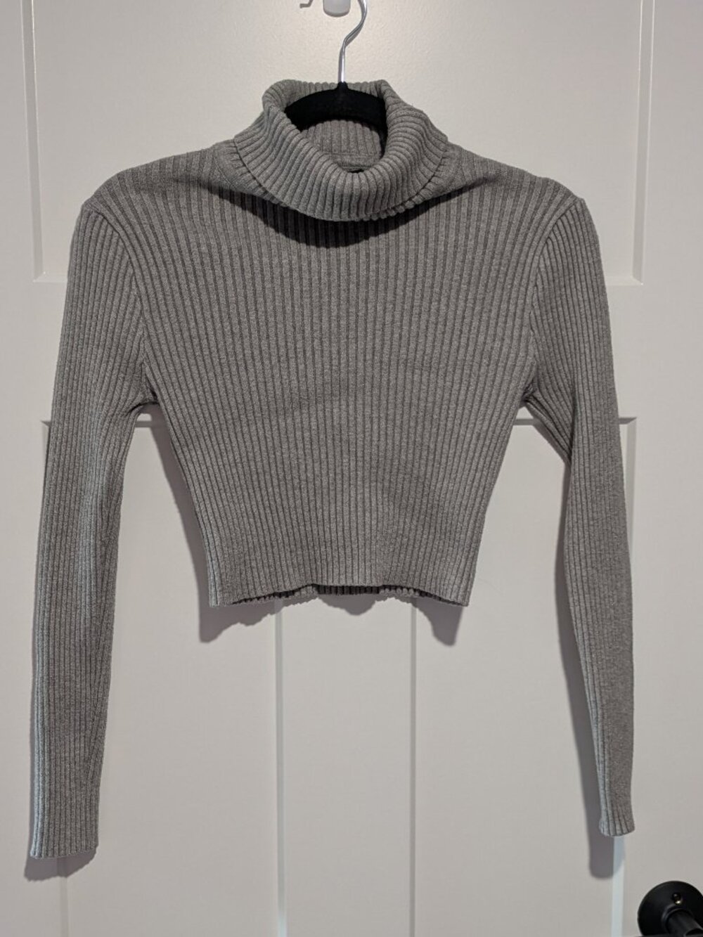 Love Tree Ribbed Turtleneck Sweater Heather Gray Cropped Knit Long Sleeve Size L